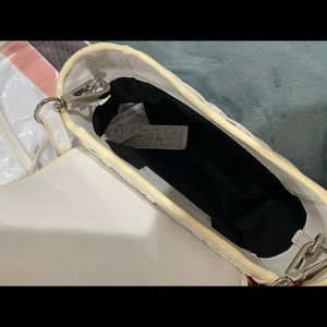 ZARA WHITE MESSENGER BAG